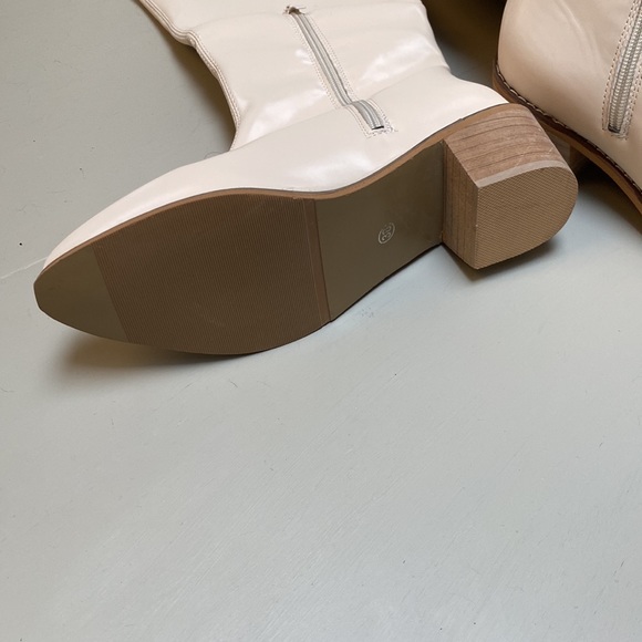 New never worn - Tan calf high boots - Picture 3 of 5